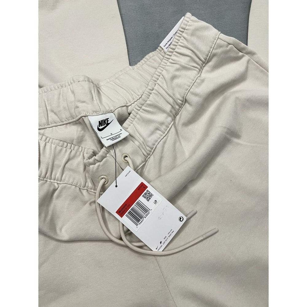 New Nike Loose Fit Mid-Rise Joggers Womens Large Beige Sweatpants Swoosh Logo - Picture 4 of 9